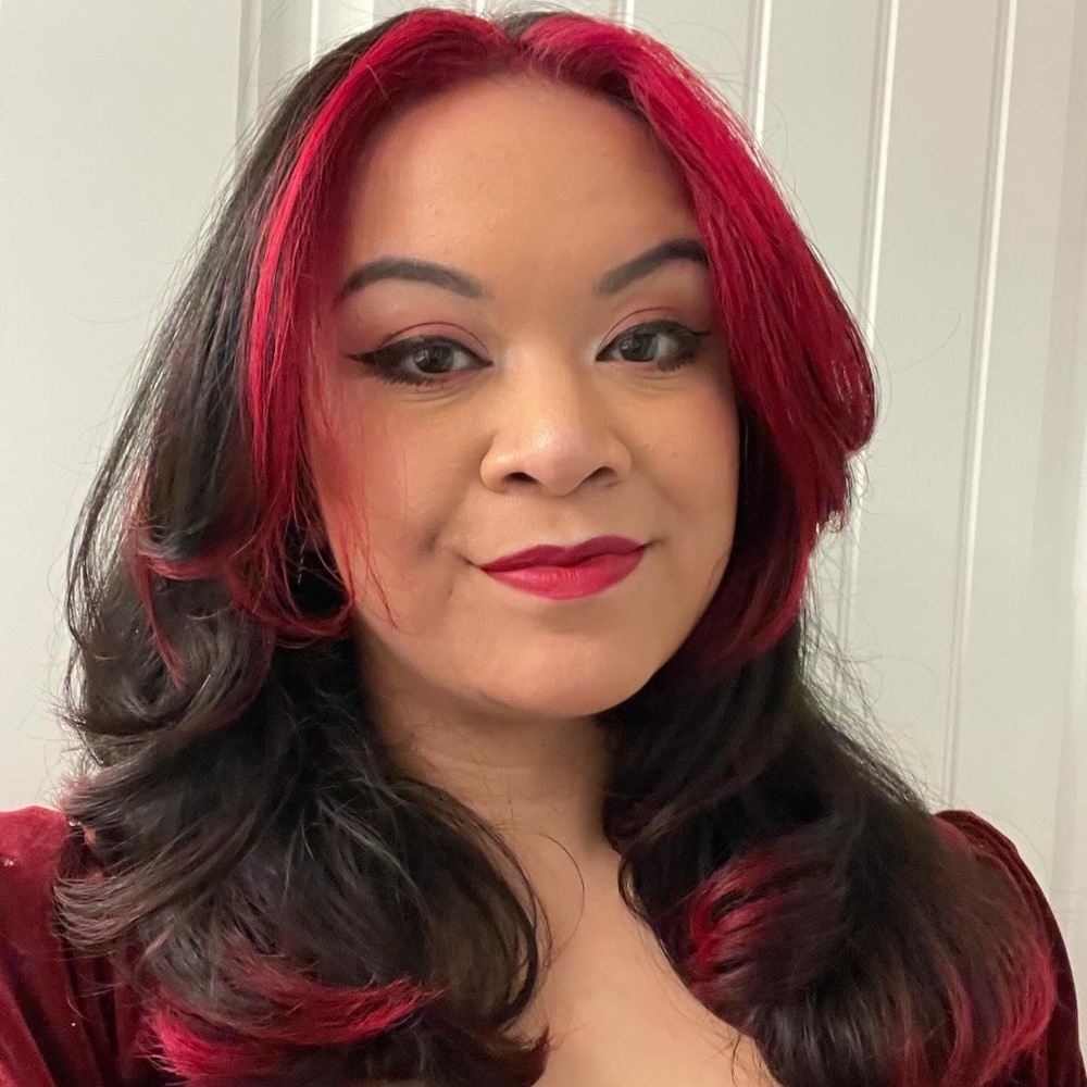 Meet your Posher, Elizabeth